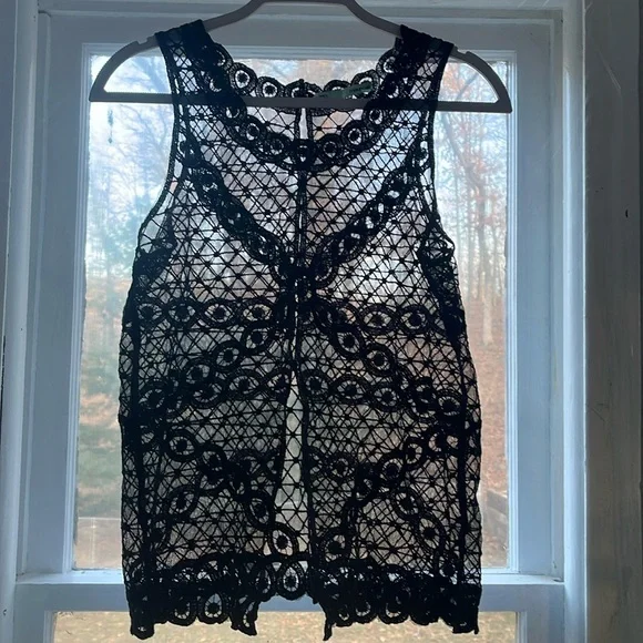 Lace tank top - Picture 1 of 2